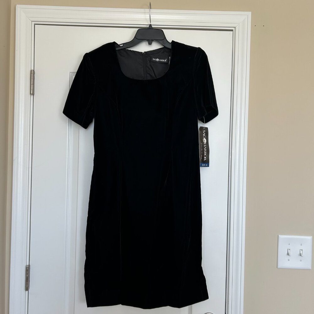 Sag Harbor Black Velvet Knee Length Dress